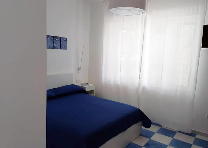 Dame Mare Майори